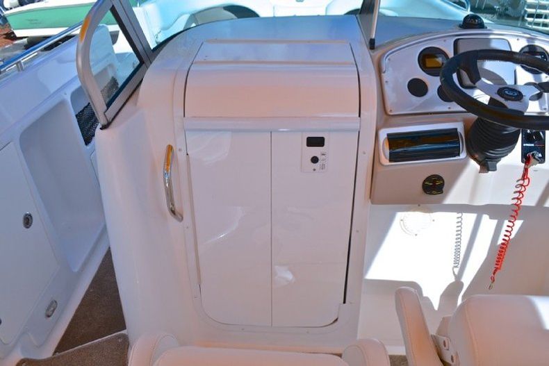 Thumbnail 75 for New 2013 Hurricane SunDeck SD 2700 OB boat for sale in West Palm Beach, FL