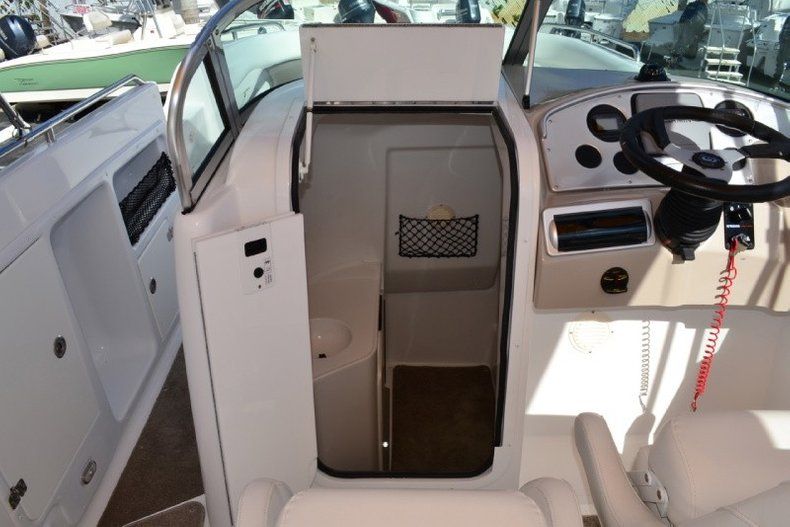 Thumbnail 76 for New 2013 Hurricane SunDeck SD 2700 OB boat for sale in West Palm Beach, FL