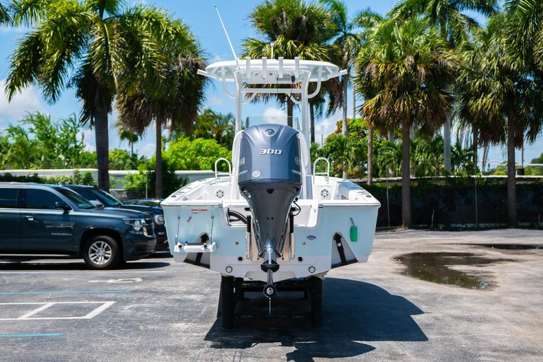 Thumbnail 6 for New 2021 Sportsman Masters 247 Bay Boat boat for sale in West Palm Beach, FL