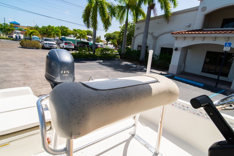 Thumbnail 31 for Used 2015 NauticStar 2110 Sport boat for sale in West Palm Beach, FL