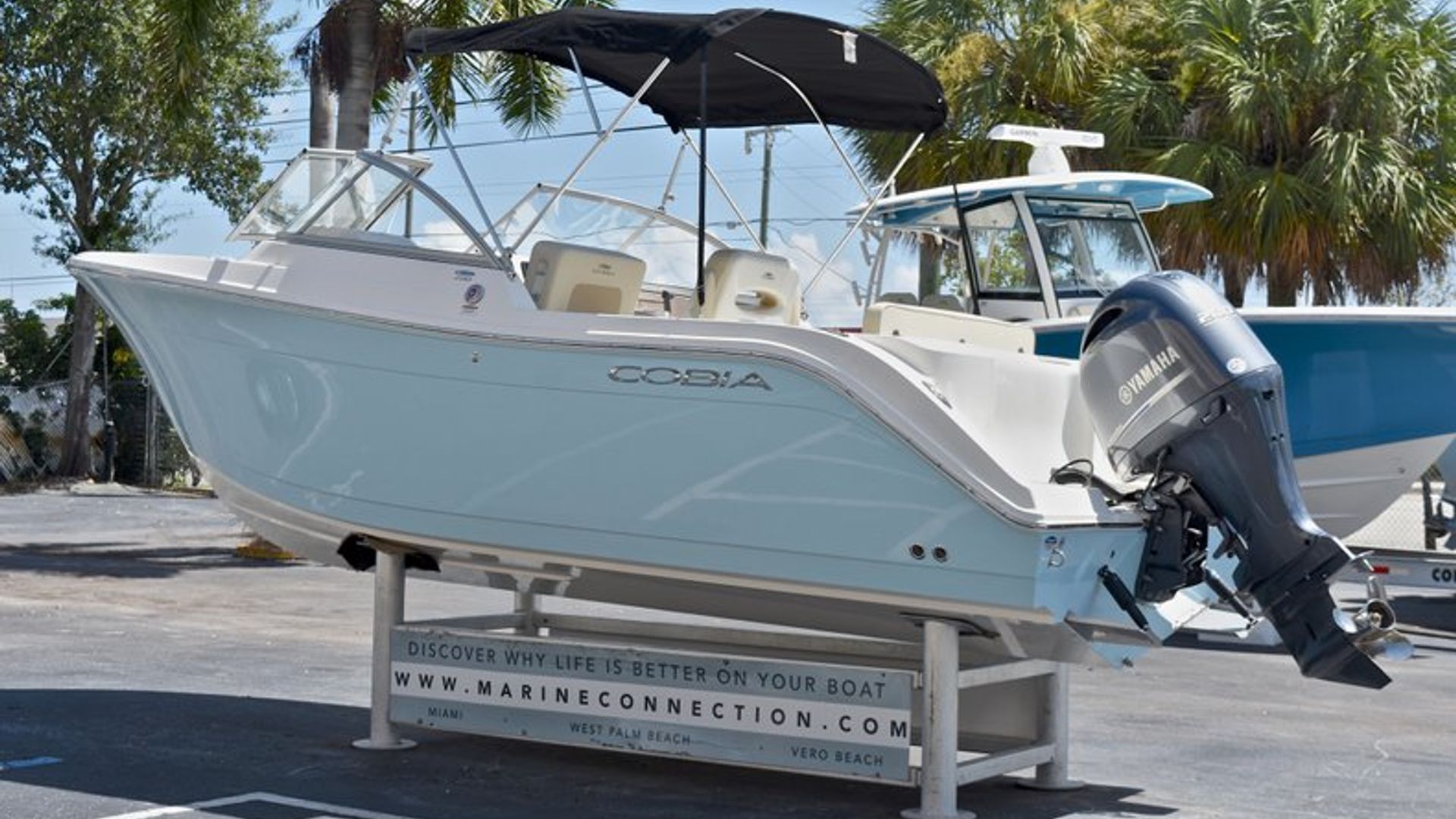 New 2018 Cobia 220 Dual Console #C003 image 7