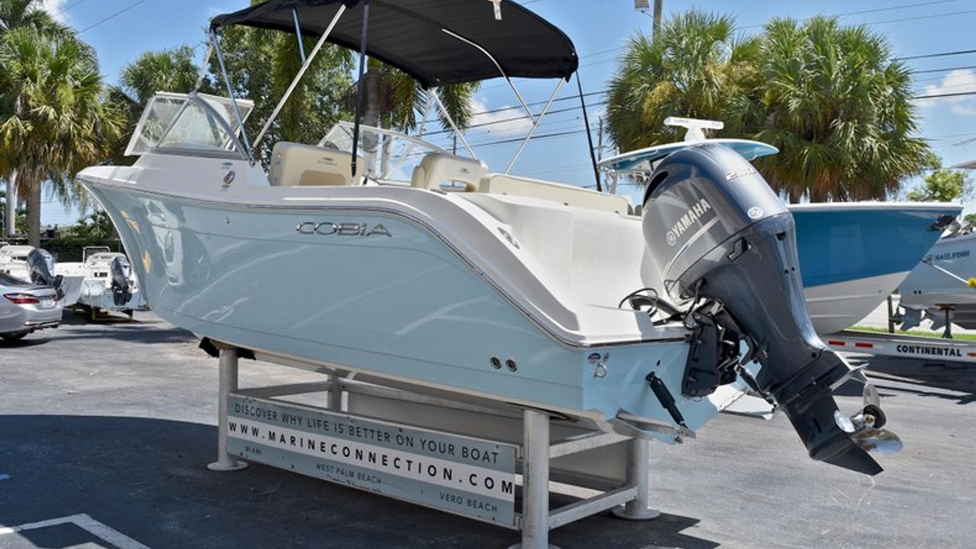 New 2018 Cobia 220 Dual Console #C003 image 8