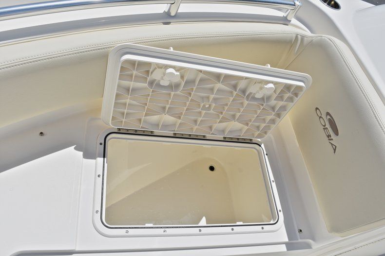 Thumbnail 42 for New 2018 Cobia 220 Dual Console boat for sale in Vero Beach, FL