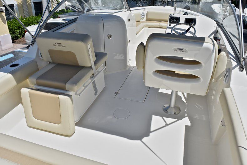 Thumbnail 10 for New 2018 Cobia 220 Dual Console boat for sale in Vero Beach, FL
