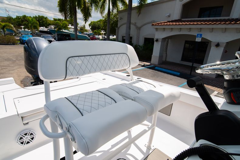 Thumbnail 28 for New 2021 Sportsman Masters 227 Bay Boat boat for sale in West Palm Beach, FL