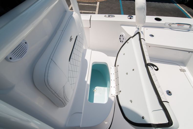 Thumbnail 40 for New 2021 Sportsman Masters 227 Bay Boat boat for sale in West Palm Beach, FL