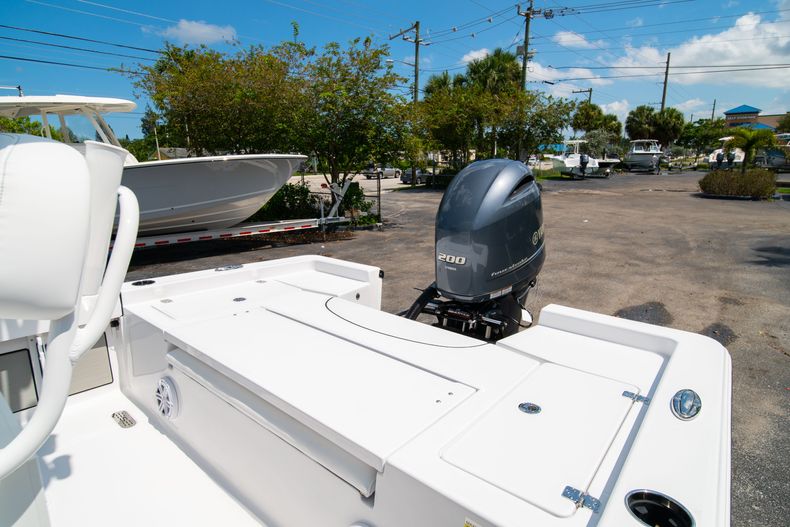 Thumbnail 12 for New 2021 Sportsman Masters 227 Bay Boat boat for sale in West Palm Beach, FL