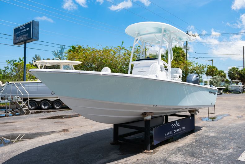 Thumbnail 3 for New 2021 Sportsman Masters 227 Bay Boat boat for sale in West Palm Beach, FL
