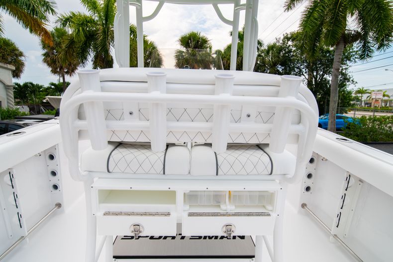 Thumbnail 19 for New 2021 Sportsman Heritage 231 Center Console boat for sale in West Palm Beach, FL