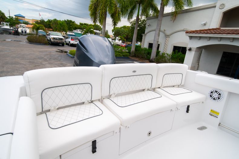 Thumbnail 9 for New 2021 Sportsman Heritage 231 Center Console boat for sale in West Palm Beach, FL