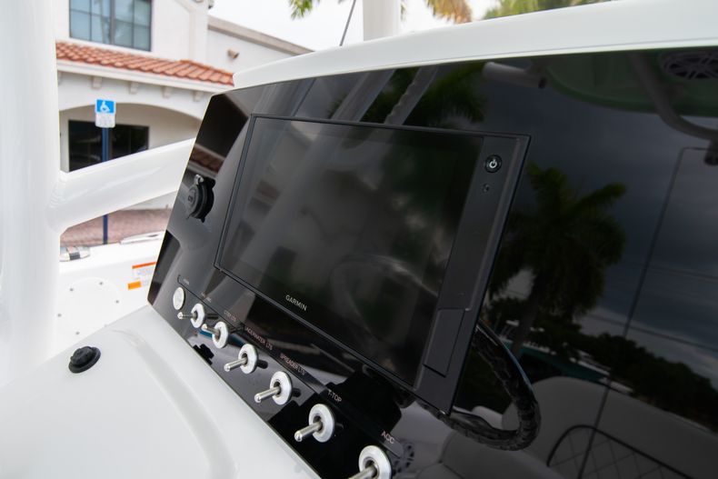 Thumbnail 27 for New 2021 Sportsman Heritage 231 Center Console boat for sale in West Palm Beach, FL