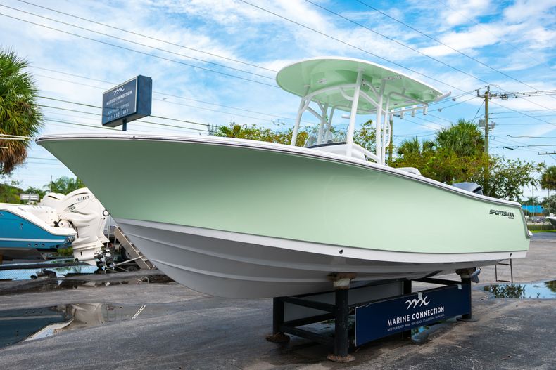 Thumbnail 3 for New 2021 Sportsman Heritage 231 Center Console boat for sale in West Palm Beach, FL