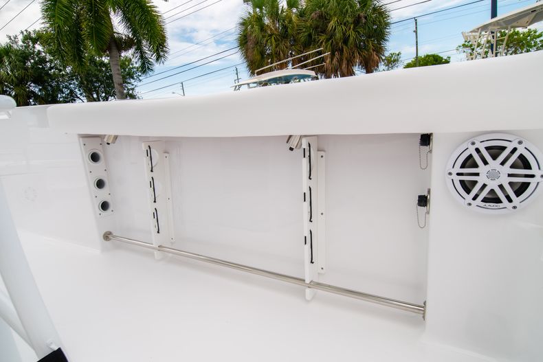 Thumbnail 16 for New 2021 Sportsman Heritage 231 Center Console boat for sale in West Palm Beach, FL