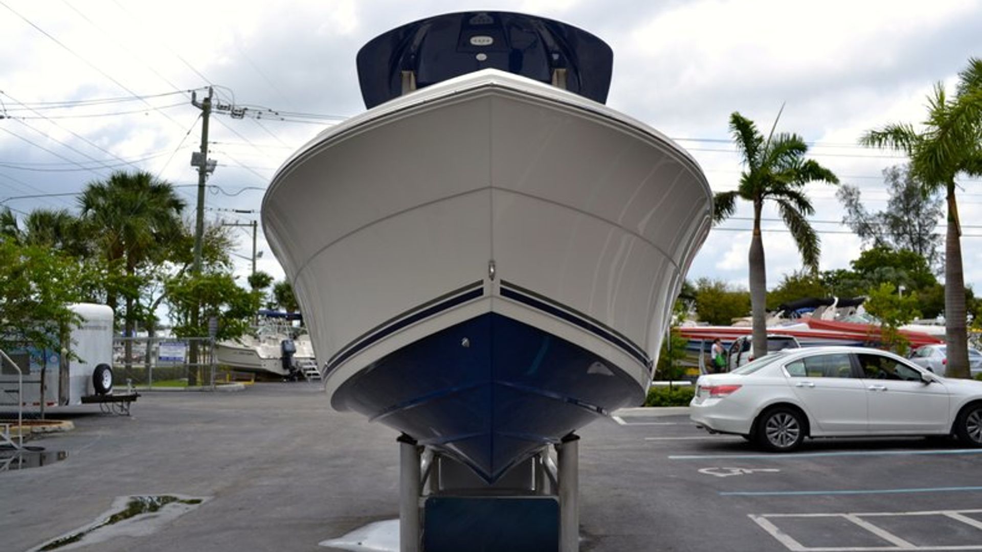 New 2013 Cobia 237 Center Console #P011 image 4