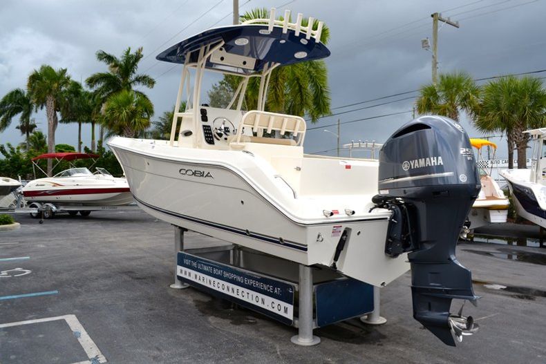 Thumbnail 5 for New 2013 Cobia 237 Center Console boat for sale in West Palm Beach, FL