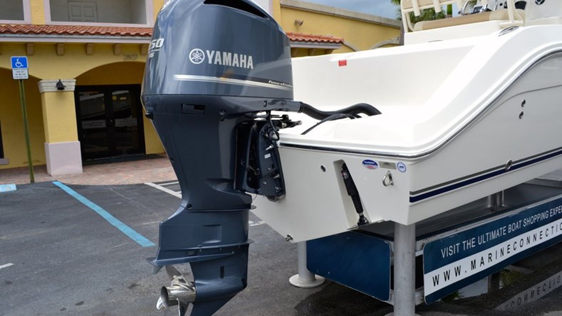 New 2013 Cobia 237 Center Console #P011 image 13