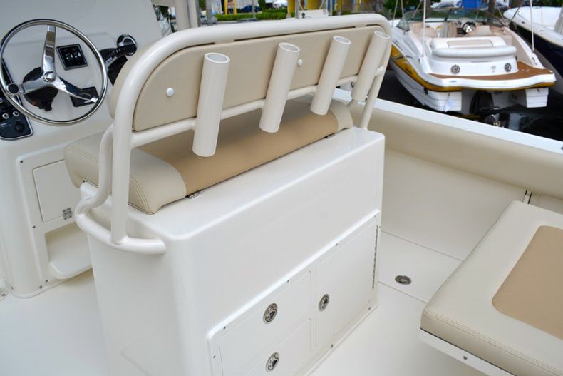 Thumbnail 37 for New 2013 Cobia 237 Center Console boat for sale in West Palm Beach, FL