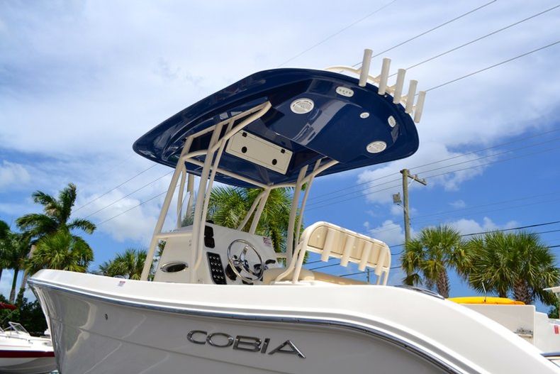Thumbnail 58 for New 2013 Cobia 237 Center Console boat for sale in West Palm Beach, FL