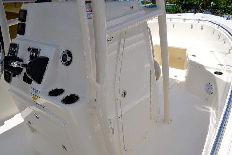 Thumbnail 83 for New 2013 Cobia 237 Center Console boat for sale in West Palm Beach, FL