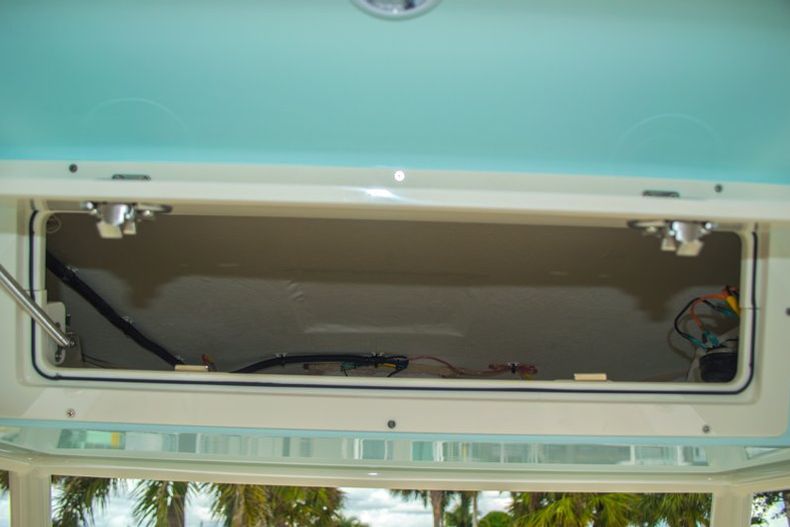 Thumbnail 49 for New 2016 Cobia 277 Center Console boat for sale in West Palm Beach, FL