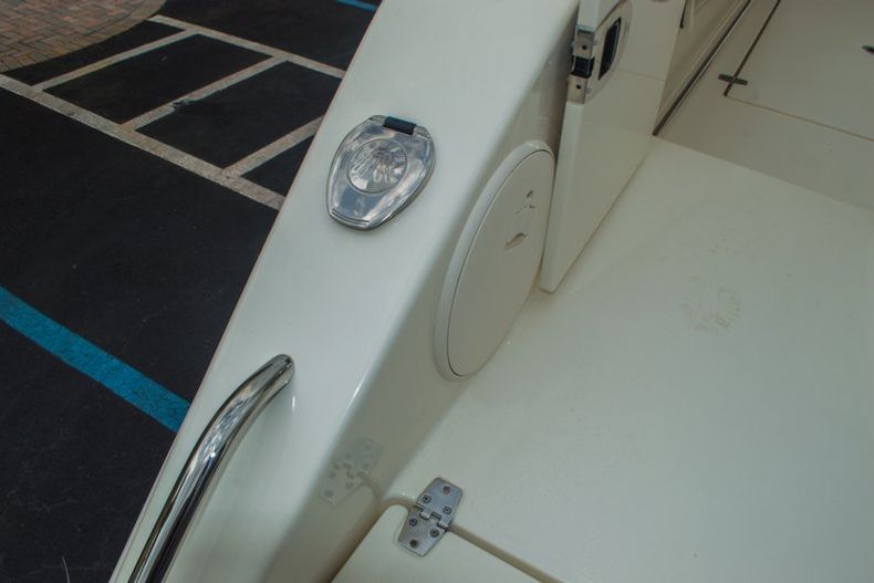 Thumbnail 12 for New 2016 Cobia 277 Center Console boat for sale in West Palm Beach, FL