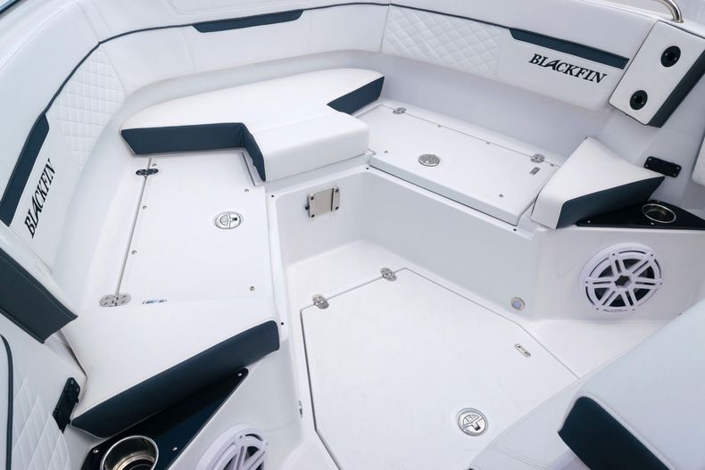 Thumbnail 52 for New 2021 Blackfin 272CC boat for sale in West Palm Beach, FL
