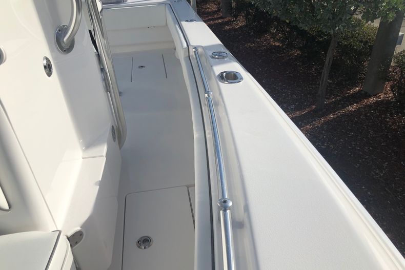 Thumbnail 9 for Used 2020 Contender 25 Tournament boat for sale in Vero Beach, FL