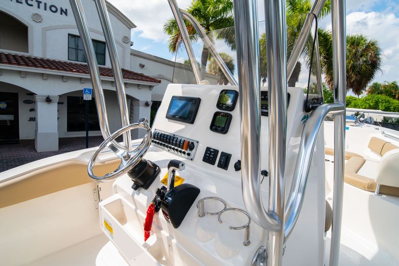 Thumbnail 20 for Used 2014 Key West 239FS Center Console boat for sale in West Palm Beach, FL
