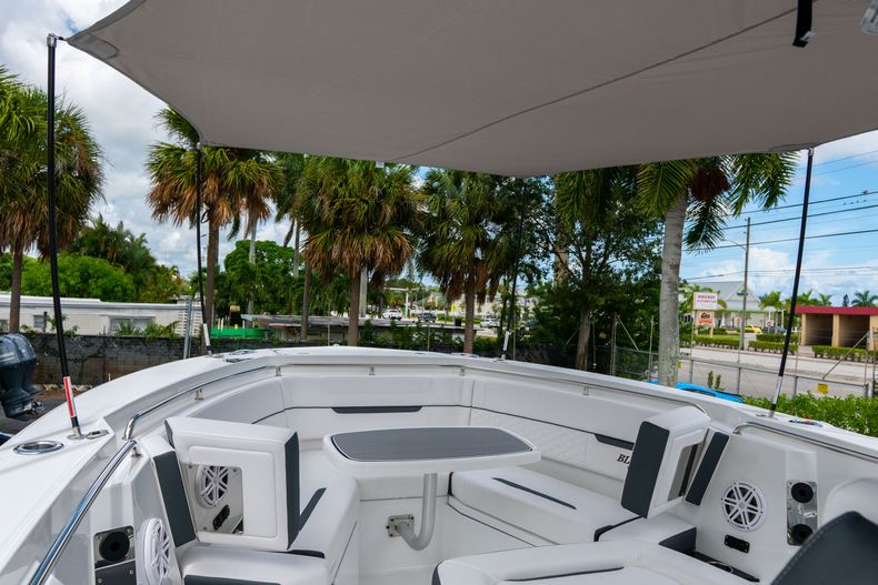 Thumbnail 59 for New 2021 Blackfin 332CC boat for sale in Fort Lauderdale, FL