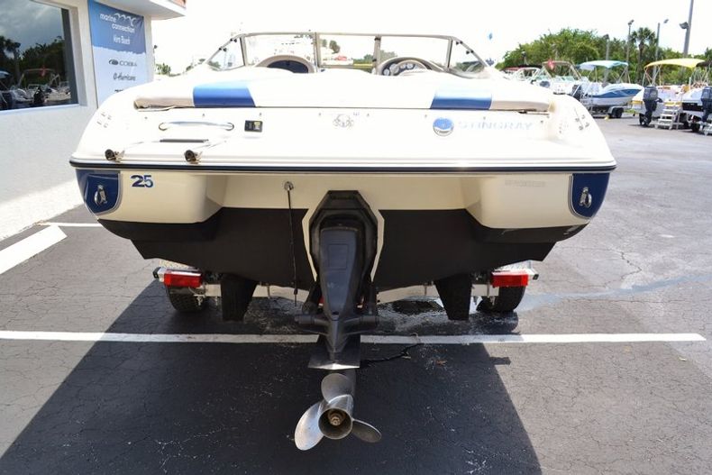 Thumbnail 6 for Used 2004 Stingray 200 LX boat for sale in Vero Beach, FL