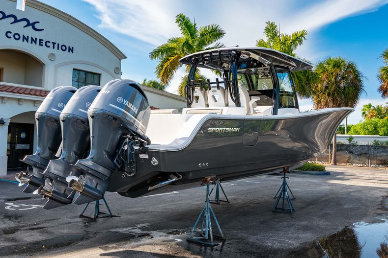 Thumbnail 7 for New 2021 Sportsman Open 352 Center Console boat for sale in West Palm Beach, FL