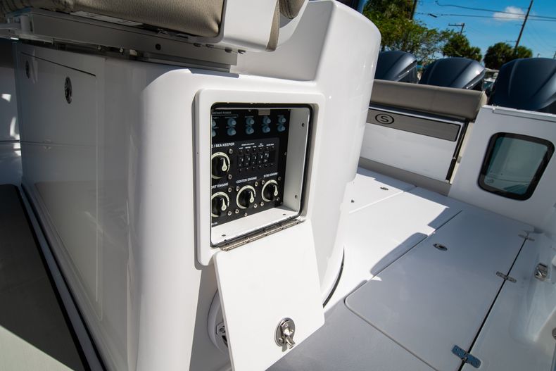 Thumbnail 34 for New 2021 Sportsman Open 352 Center Console boat for sale in West Palm Beach, FL