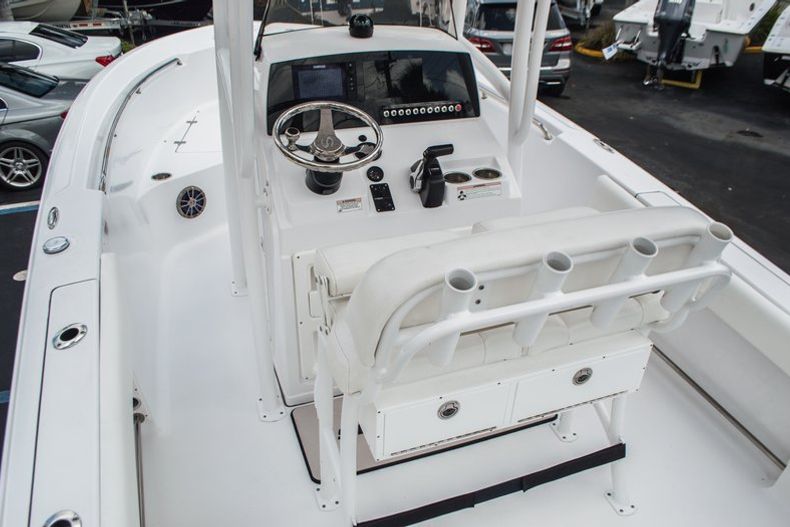 Thumbnail 9 for New 2015 Sportsman Open 212 Center Console boat for sale in Vero Beach, FL
