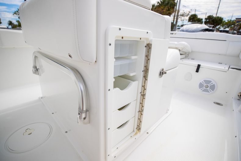 Thumbnail 30 for Used 2015 Sea Hunt Ultra 235 SE Center Console boat for sale in West Palm Beach, FL