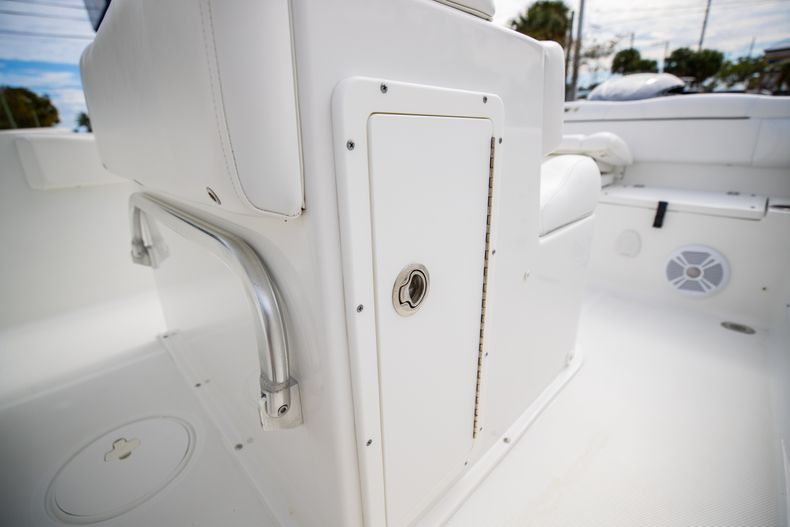 Thumbnail 29 for Used 2015 Sea Hunt Ultra 235 SE Center Console boat for sale in West Palm Beach, FL