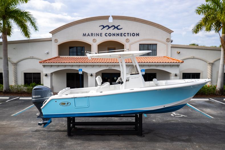 Used 2015 Sea Hunt Ultra 235 SE Center Console boat for sale in West Palm Beach, FL