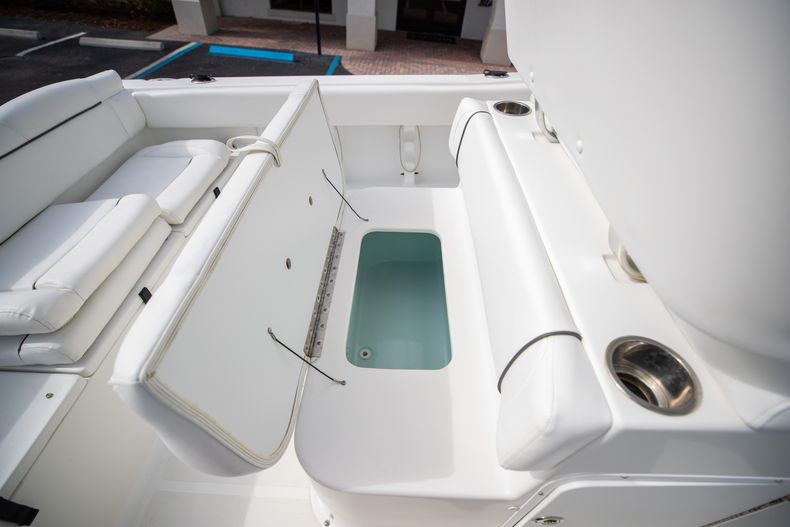 Thumbnail 26 for Used 2015 Sea Hunt Ultra 235 SE Center Console boat for sale in West Palm Beach, FL
