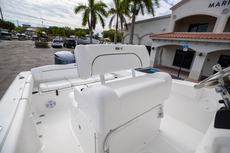 Thumbnail 37 for Used 2015 Sea Hunt Ultra 235 SE Center Console boat for sale in West Palm Beach, FL