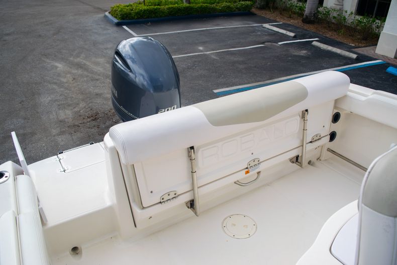 Thumbnail 13 for Used 2014 Robalo R222 Center Console boat for sale in West Palm Beach, FL