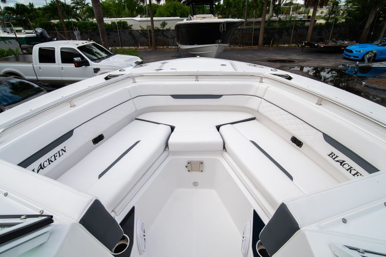 Thumbnail 47 for New 2021 Blackfin 252DC boat for sale in Fort Lauderdale, FL