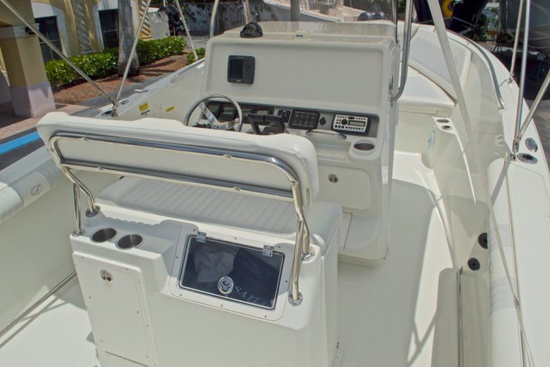 Thumbnail 11 for Used 2007 Sailfish 2360 CC Center Console boat for sale in West Palm Beach, FL