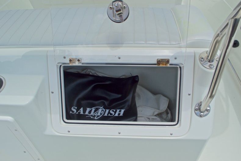 Thumbnail 22 for Used 2007 Sailfish 2360 CC Center Console boat for sale in West Palm Beach, FL