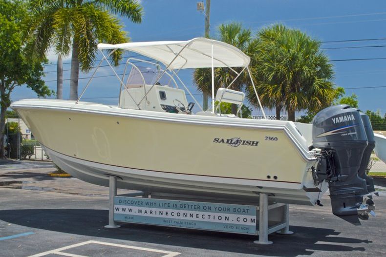 Thumbnail 5 for Used 2007 Sailfish 2360 CC Center Console boat for sale in West Palm Beach, FL