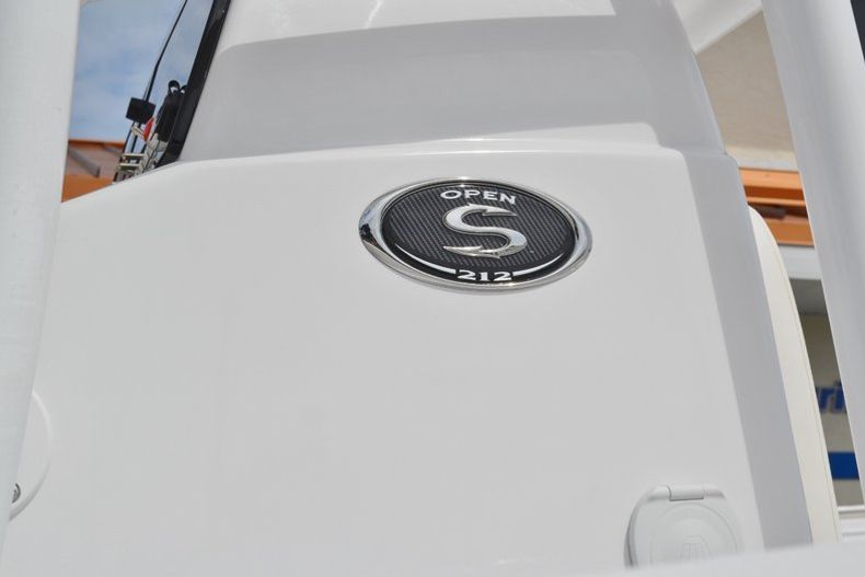Thumbnail 25 for New 2015 Sportsman Open 212 Center Console boat for sale in West Palm Beach, FL
