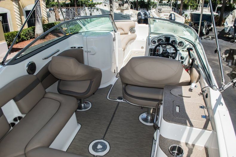Image 8 for 2015 Hurricane SunDeck SD 2400 OB in West Palm Beach, FL