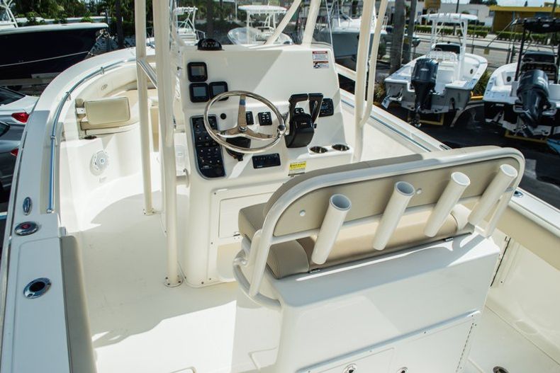 Thumbnail 7 for New 2015 Cobia 237 Center Console boat for sale in West Palm Beach, FL