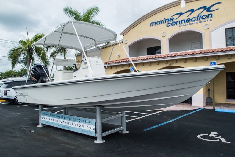Thumbnail 1 for Used 2012 Pathfinder 2200 TRS Bay Boat boat for sale in West Palm Beach, FL