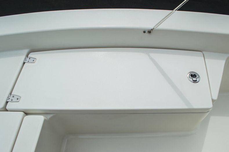 Thumbnail 19 for Used 2012 Pathfinder 2200 TRS Bay Boat boat for sale in West Palm Beach, FL