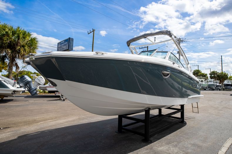 Thumbnail 7 for Used 2021 Cobalt 25SC boat for sale in West Palm Beach, FL