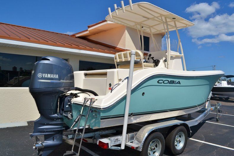 Thumbnail 7 for New 2014 Cobia 201 Center Console boat for sale in Vero Beach, FL